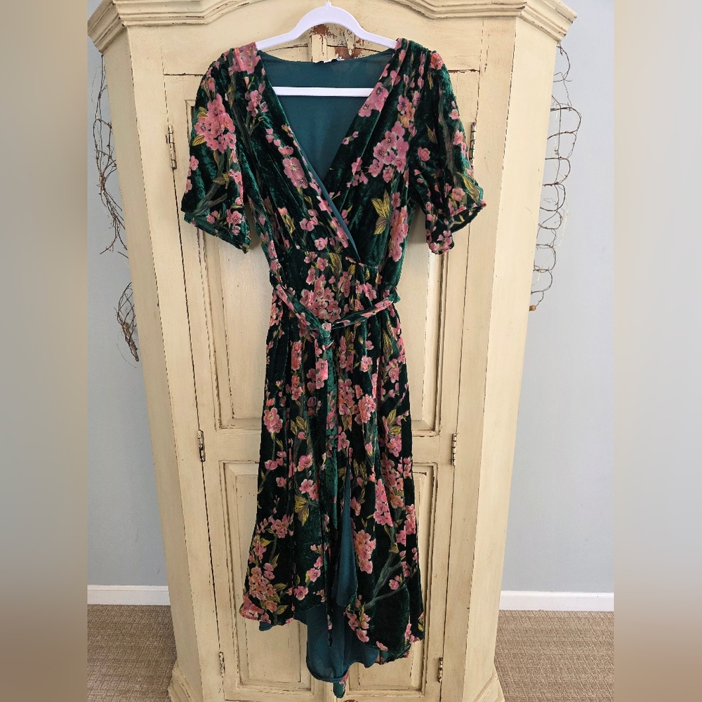 Baltic Born Green Floral Velvet Midi Dress